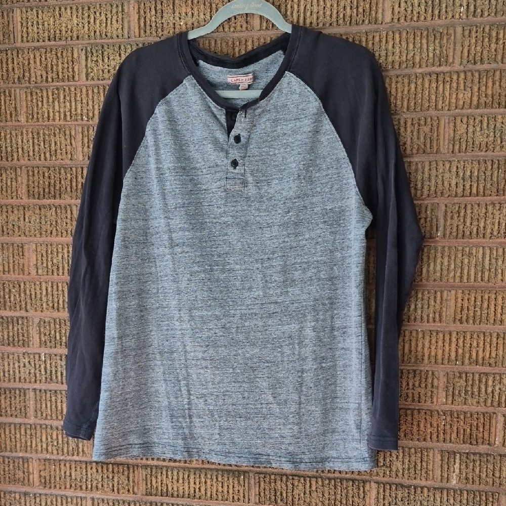 Cape Juby Gray and Black Long Sleeve Tee